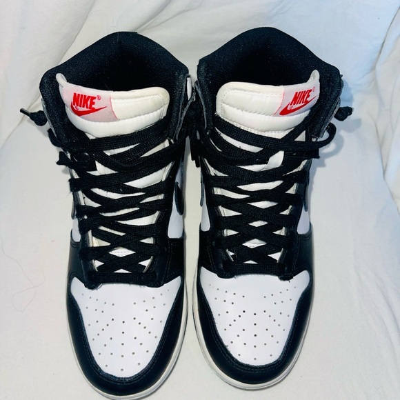 Nike Dunk High - Panda’s size W/8.5 - Picture 6 of 8